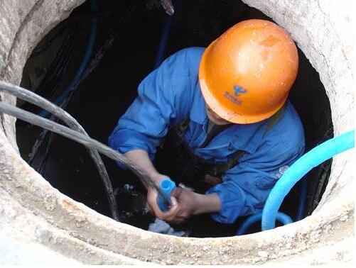 地下管道.jpg 地下管道.jpg