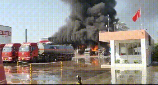 廣西一油罐車發(fā)生爆炸事故 廣西一油罐車發(fā)生爆炸事故