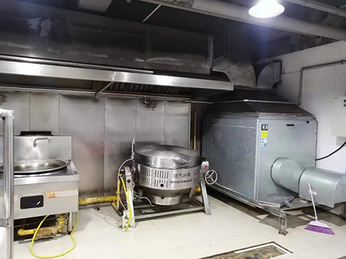 廚房燃?xì)鈭?bào)警器安裝方案現(xiàn)場圖 廚房燃?xì)鈭?bào)警器安裝方案現(xiàn)場圖