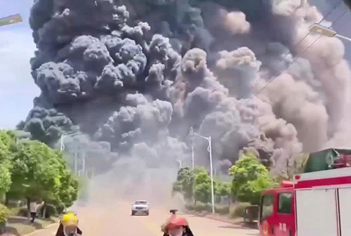 江西貴溪化工廠發(fā)生爆炸事故 江西貴溪化工廠發(fā)生爆炸事故