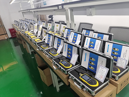 便攜式多組分氣體探測儀 便攜式多組分氣體探測儀