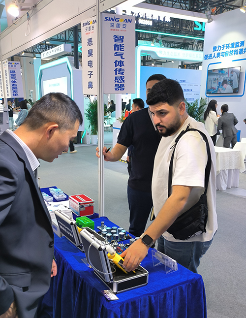 深國安氣體檢測(cè)儀展廳