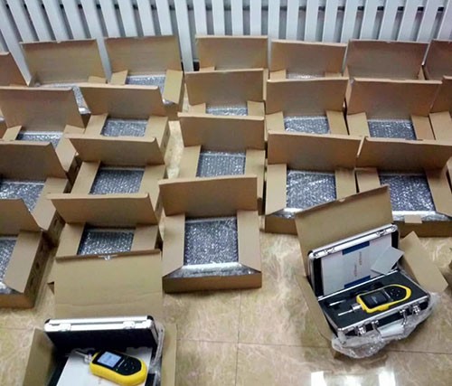 半導(dǎo)體氣相沉積(CVD)工藝專用便攜式H2氫氣檢測儀 半導(dǎo)體氣相沉積(CVD)工藝專用便攜式H2氫氣檢測儀